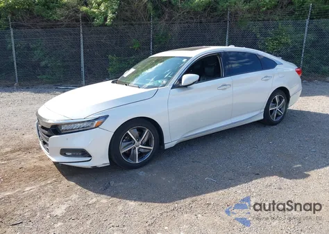 2018 Honda Accord Touring из США, поврежденный, VIN 1HGCV1F9XJA104969